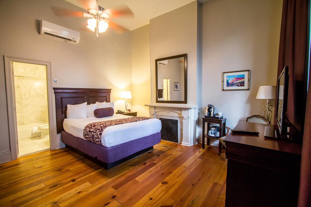 Inn On St. Ann, A French Quarter Guest Houses Property 뉴올리언스 외부 사진